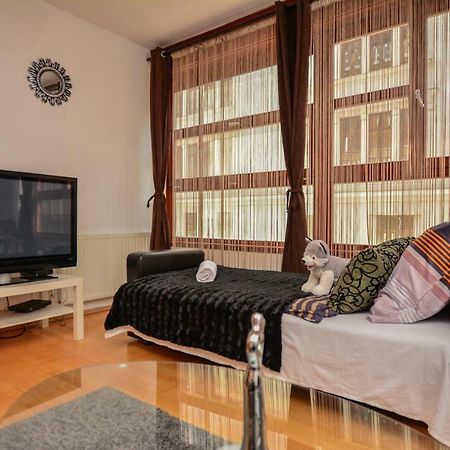 Design Free Parking Apartment In City Center Budapest Exterior foto